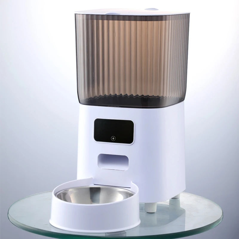 5L Smart Pet Feeder – See, Talk & Feed Your Pet from Anywhere via WiFi